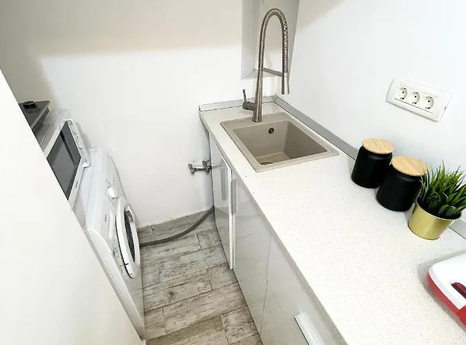 The Temple - Half Ground Level With Windows - Demisol Bucareste