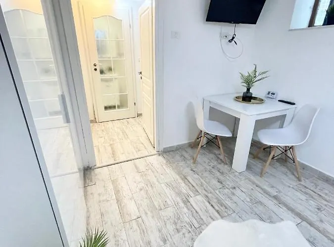 The Temple - Half Ground Level With Windows - Demisol *